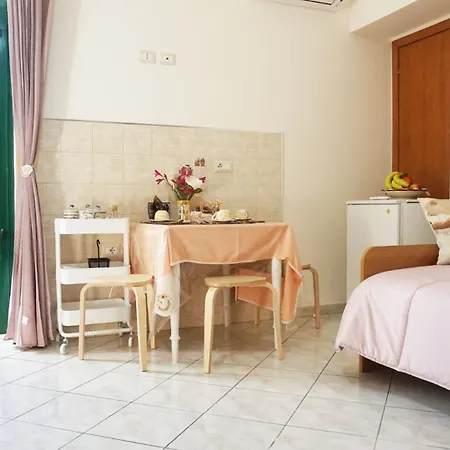 ゲストハウス Ondina Vietri